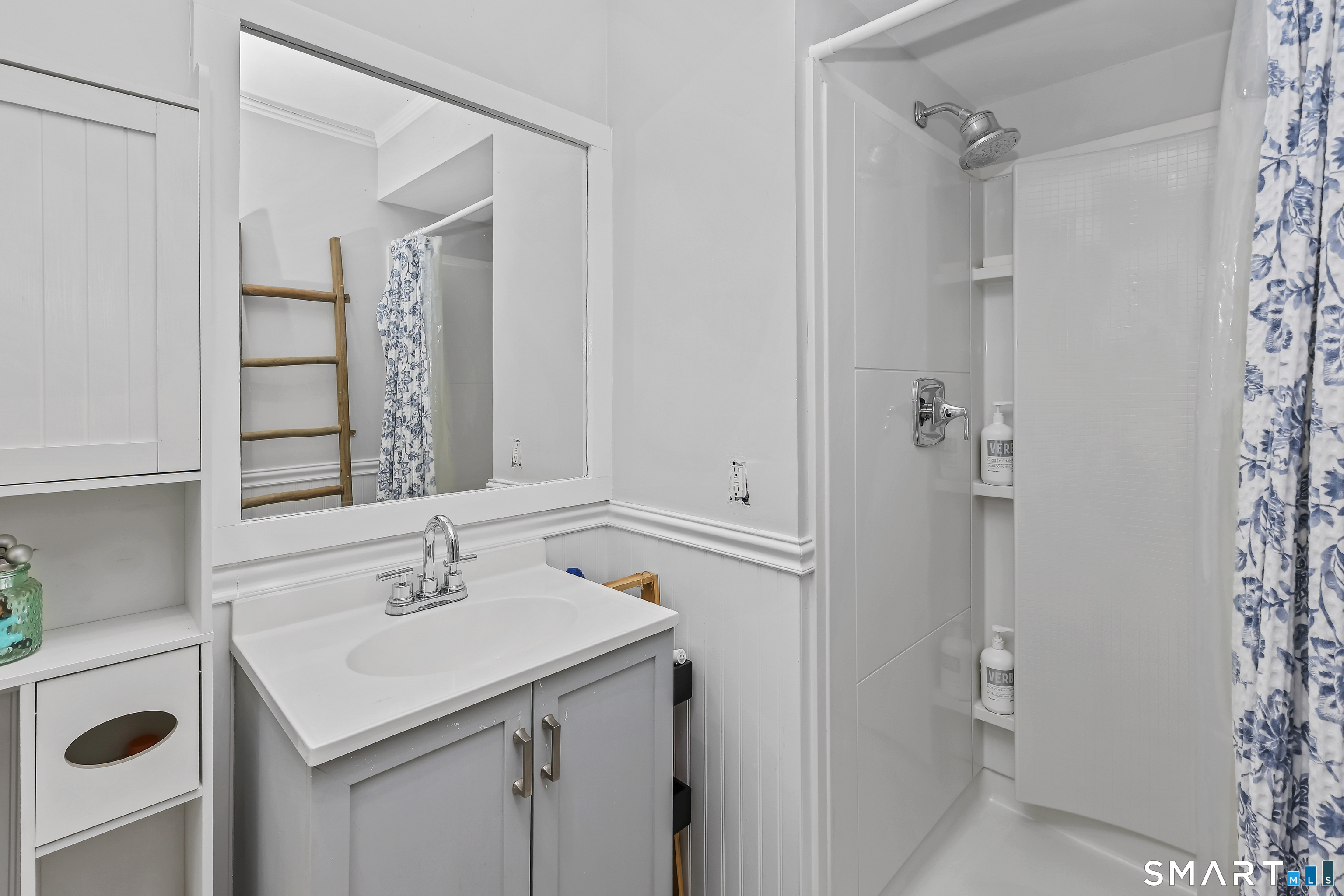 28 Kingston Road Trumbull CT 06611