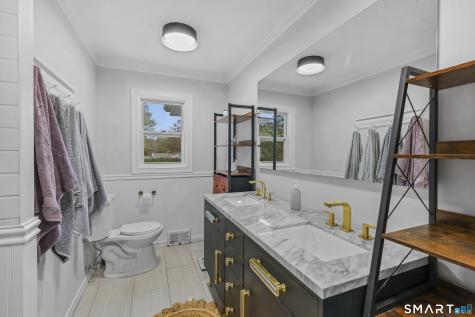 28 Kingston Road Trumbull CT 06611