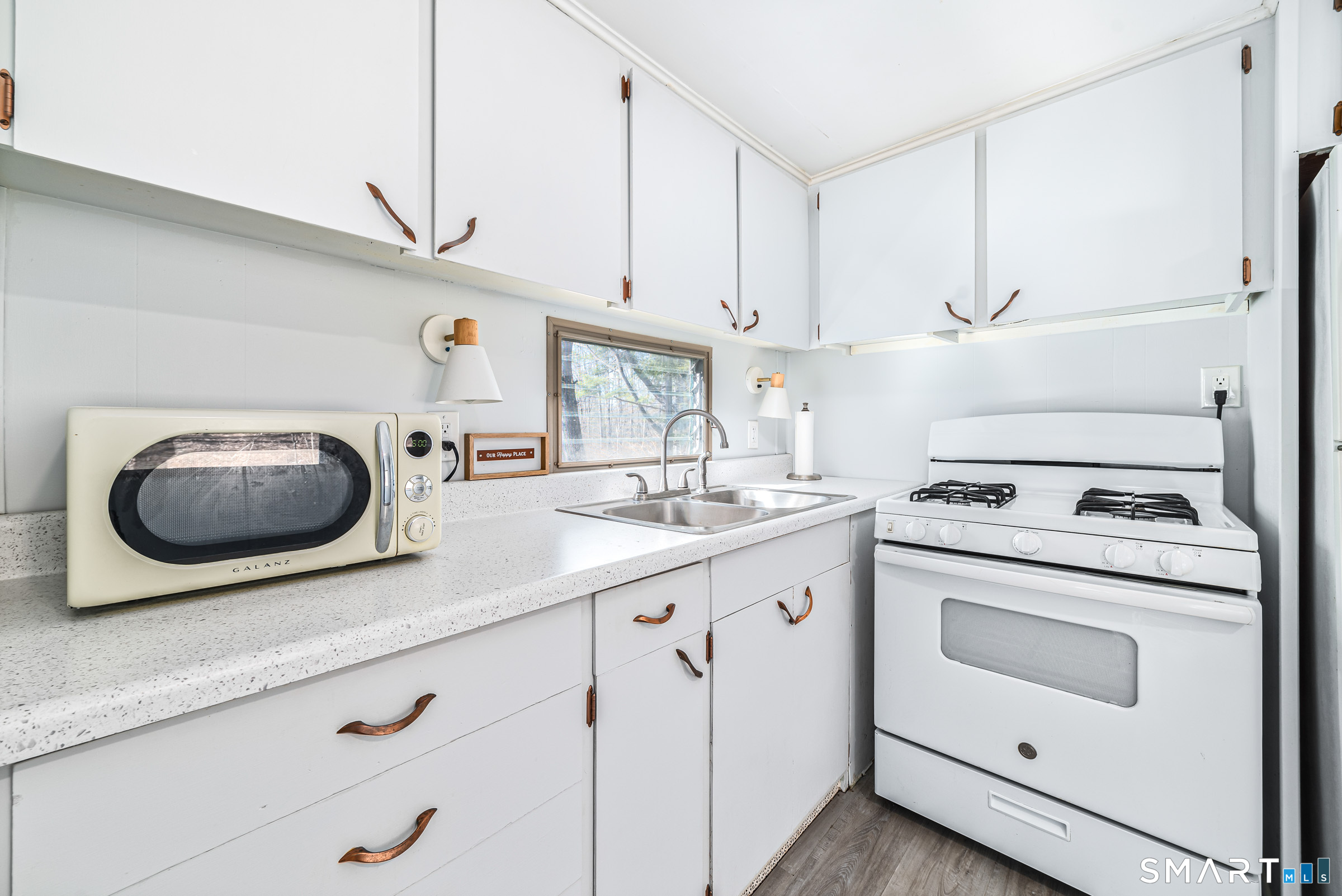 23 Baxter Road Willington CT 06279