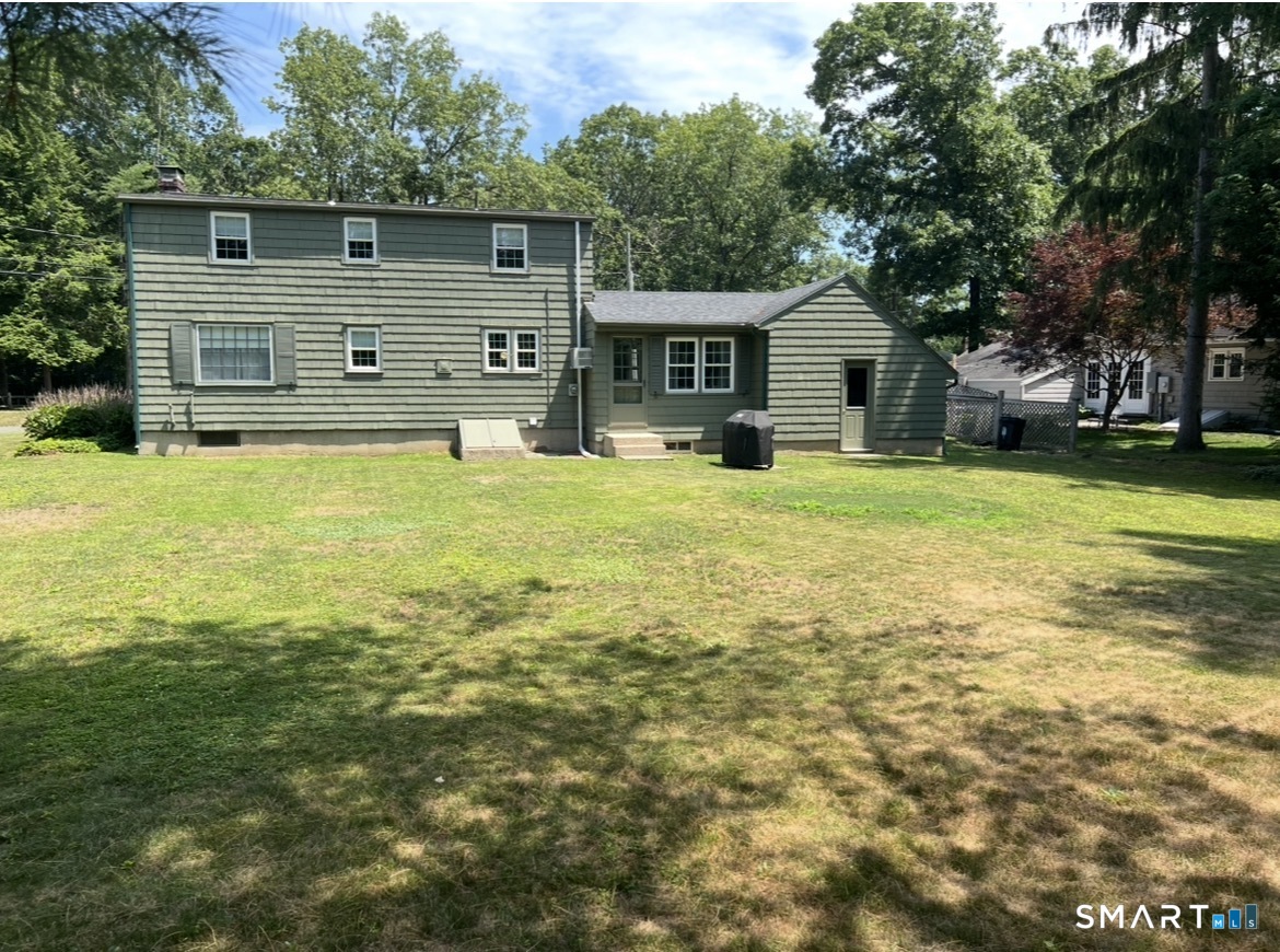 17 Carver Circle Simsbury CT 06070