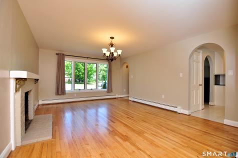 32 Cornfield Road Windsor CT 06095
