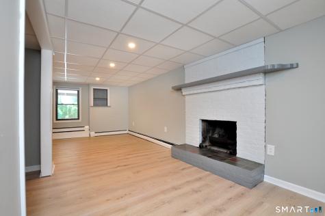 32 Cornfield Road Windsor CT 06095