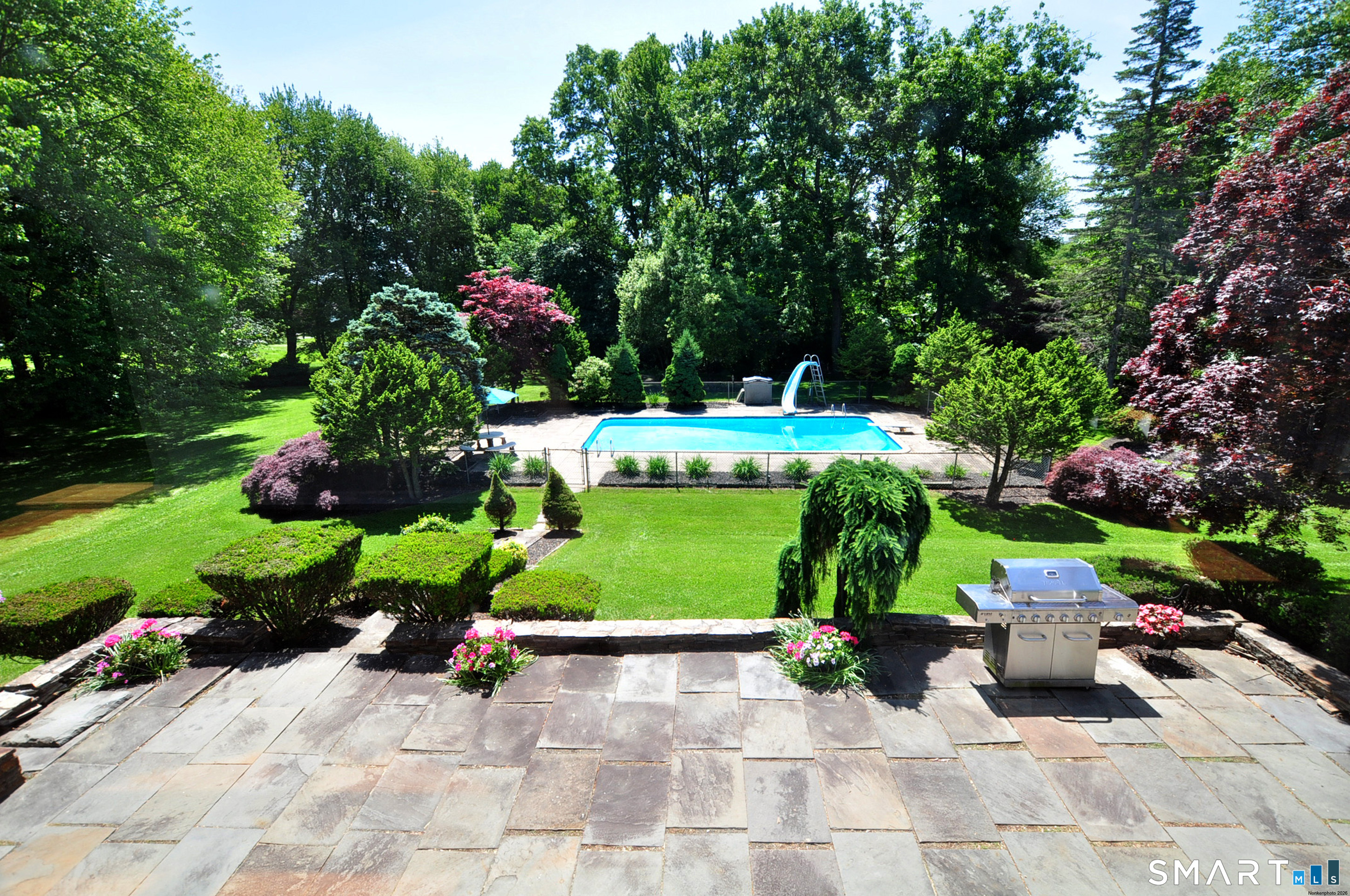 32 Cornfield Road Windsor CT 06095
