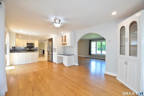 32 Cornfield Road Windsor CT 06095