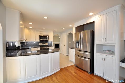 32 Cornfield Road Windsor CT 06095