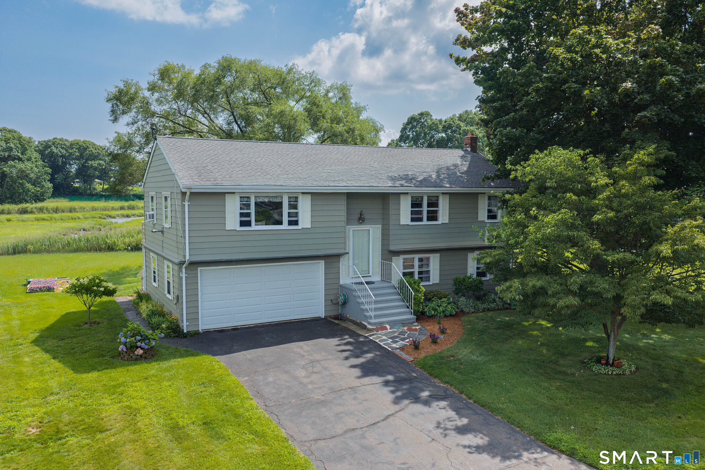 16 Driscoll Road Branford CT 06405