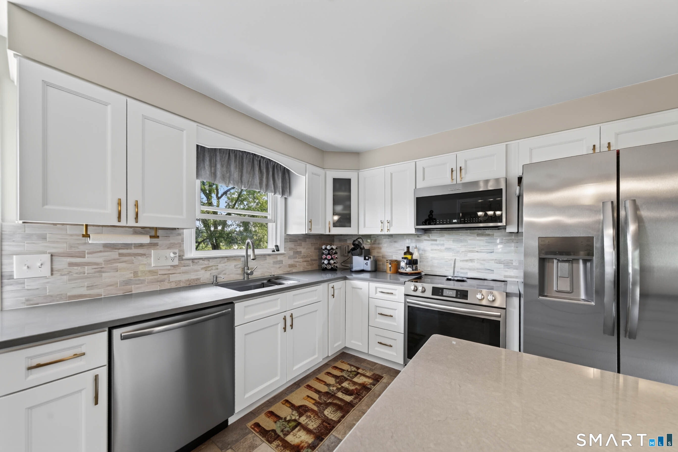 16 Driscoll Road Branford CT 06405