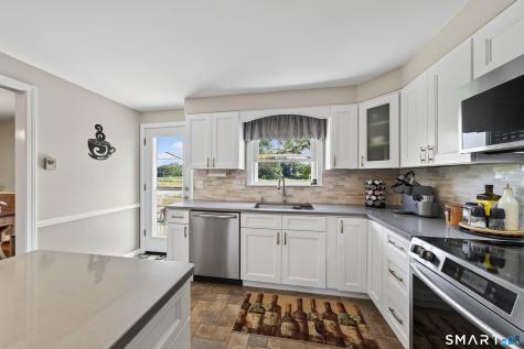 16 Driscoll Road Branford CT 06405