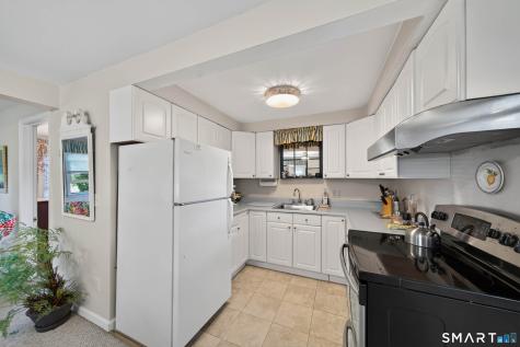 16 Driscoll Road Branford CT 06405