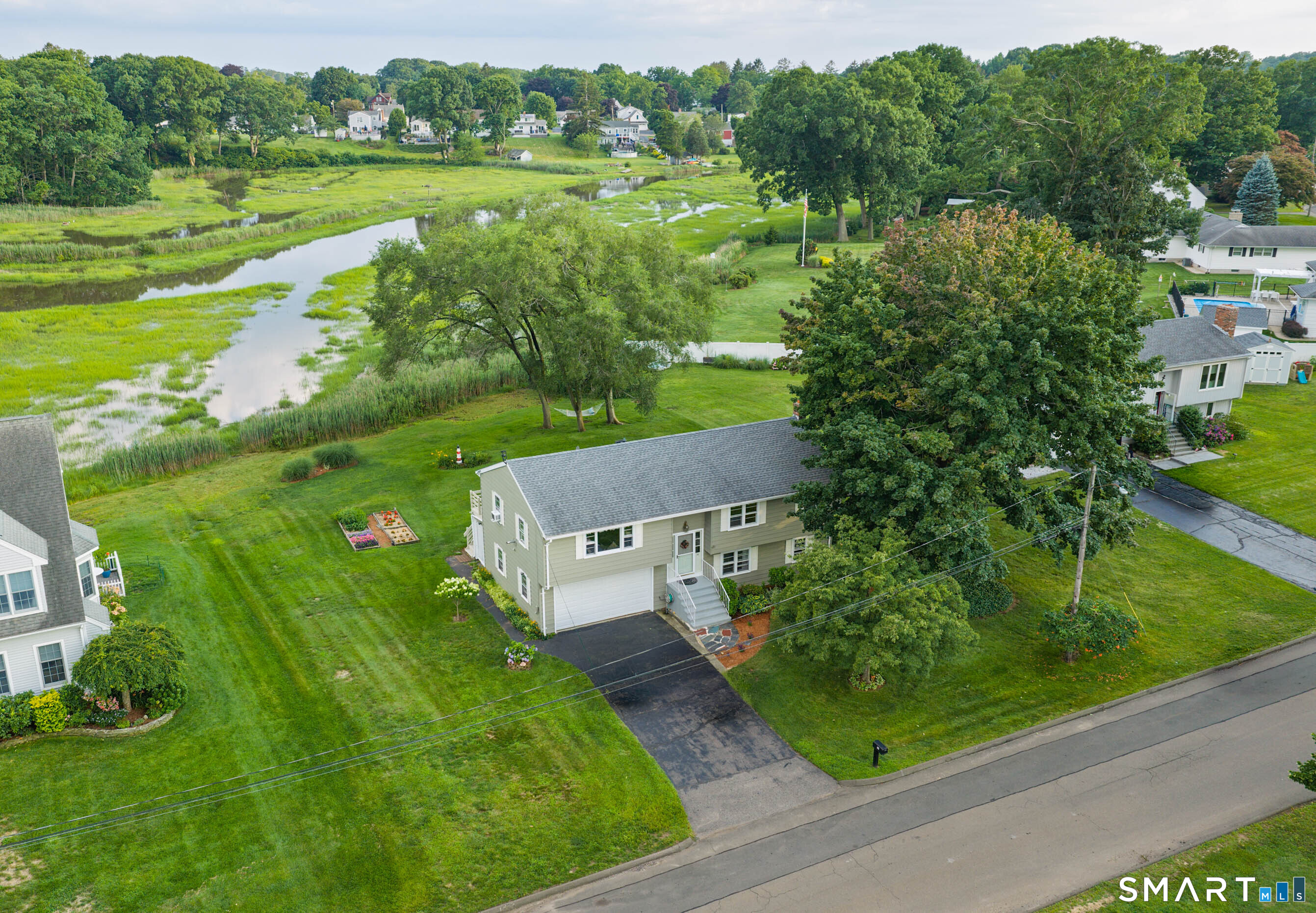 16 Driscoll Road Branford CT 06405