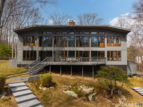 401 Three Corners Road Guilford CT 06437