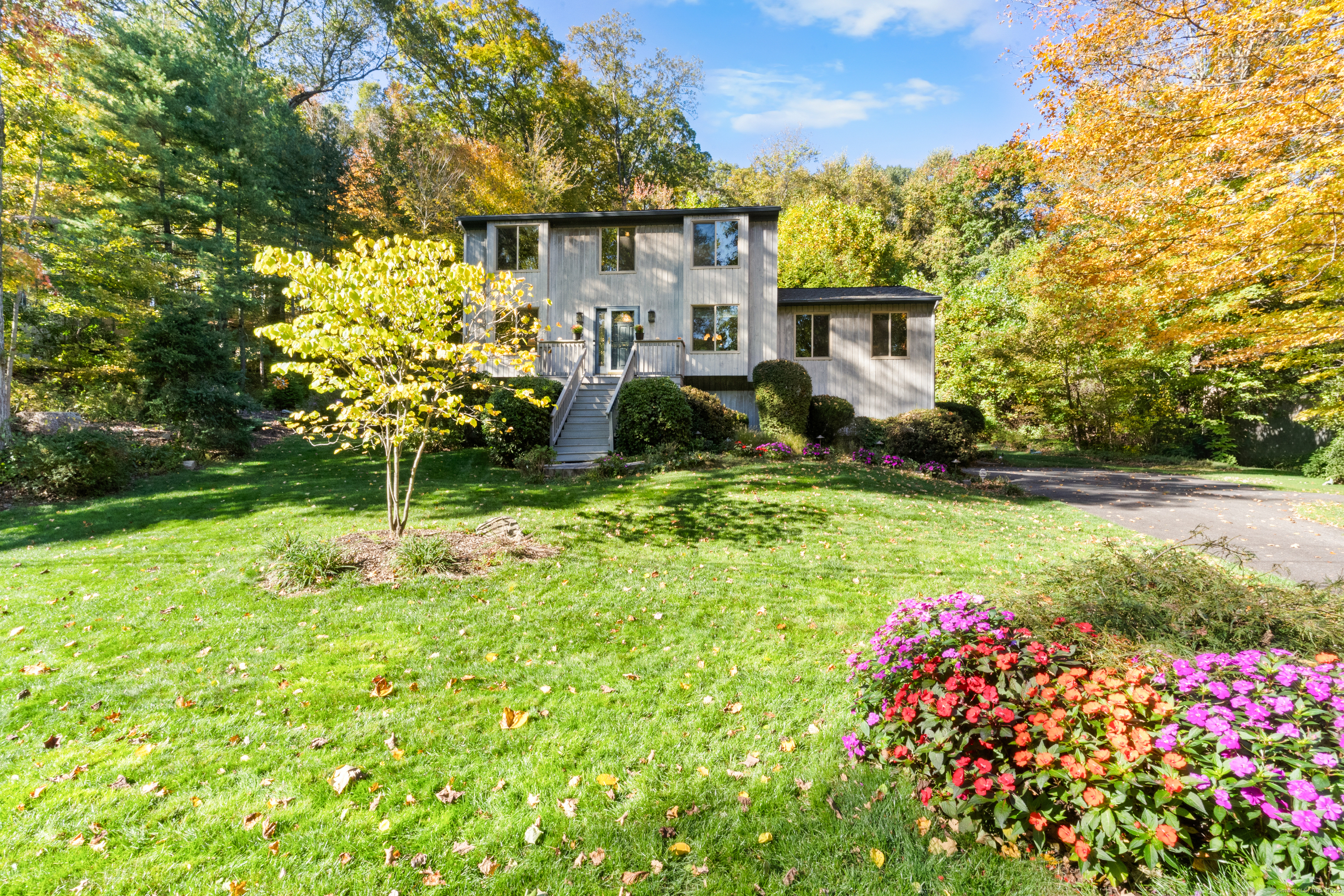 35 Mustang Drive Shelton CT 06484