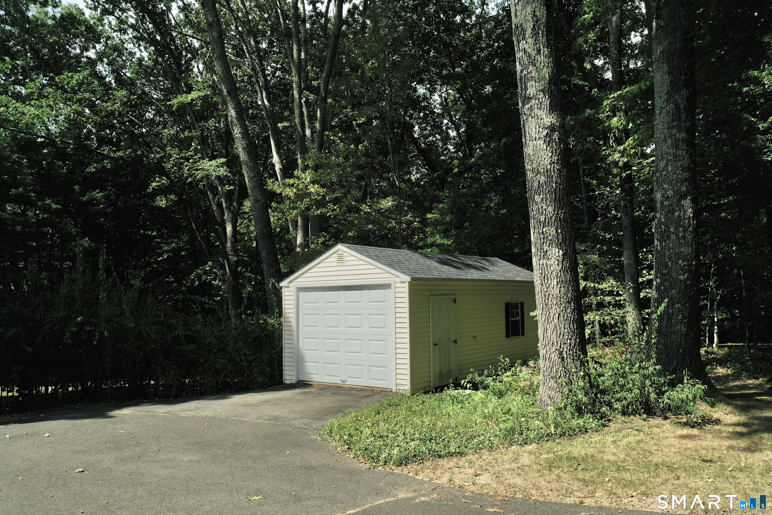 112 Southridge Road Southbury CT 06488