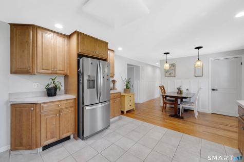 24 Bridge Lane Enfield CT 06082