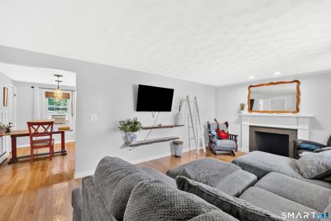 24 Bridge Lane Enfield CT 06082