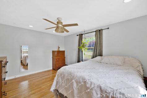 24 Bridge Lane Enfield CT 06082