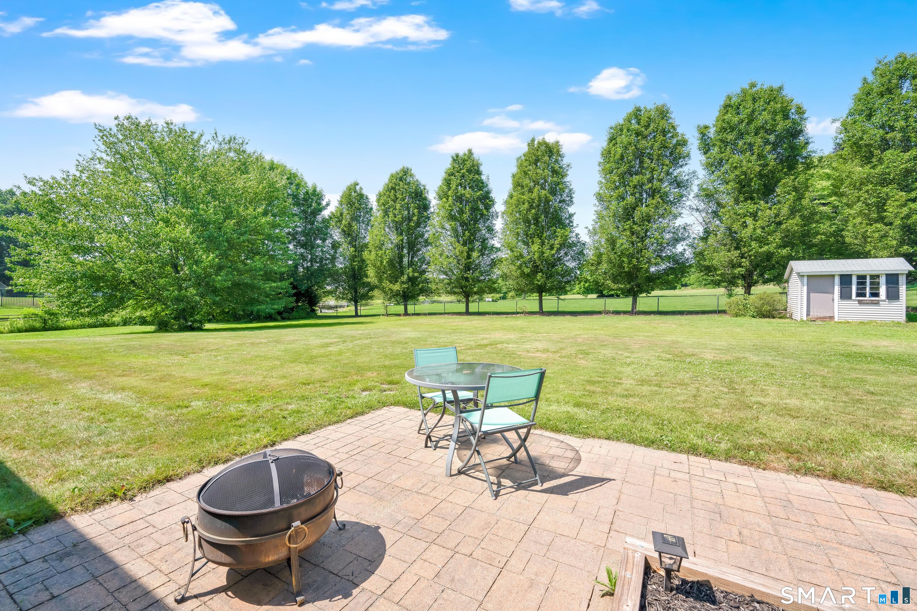 24 Bridge Lane Enfield CT 06082