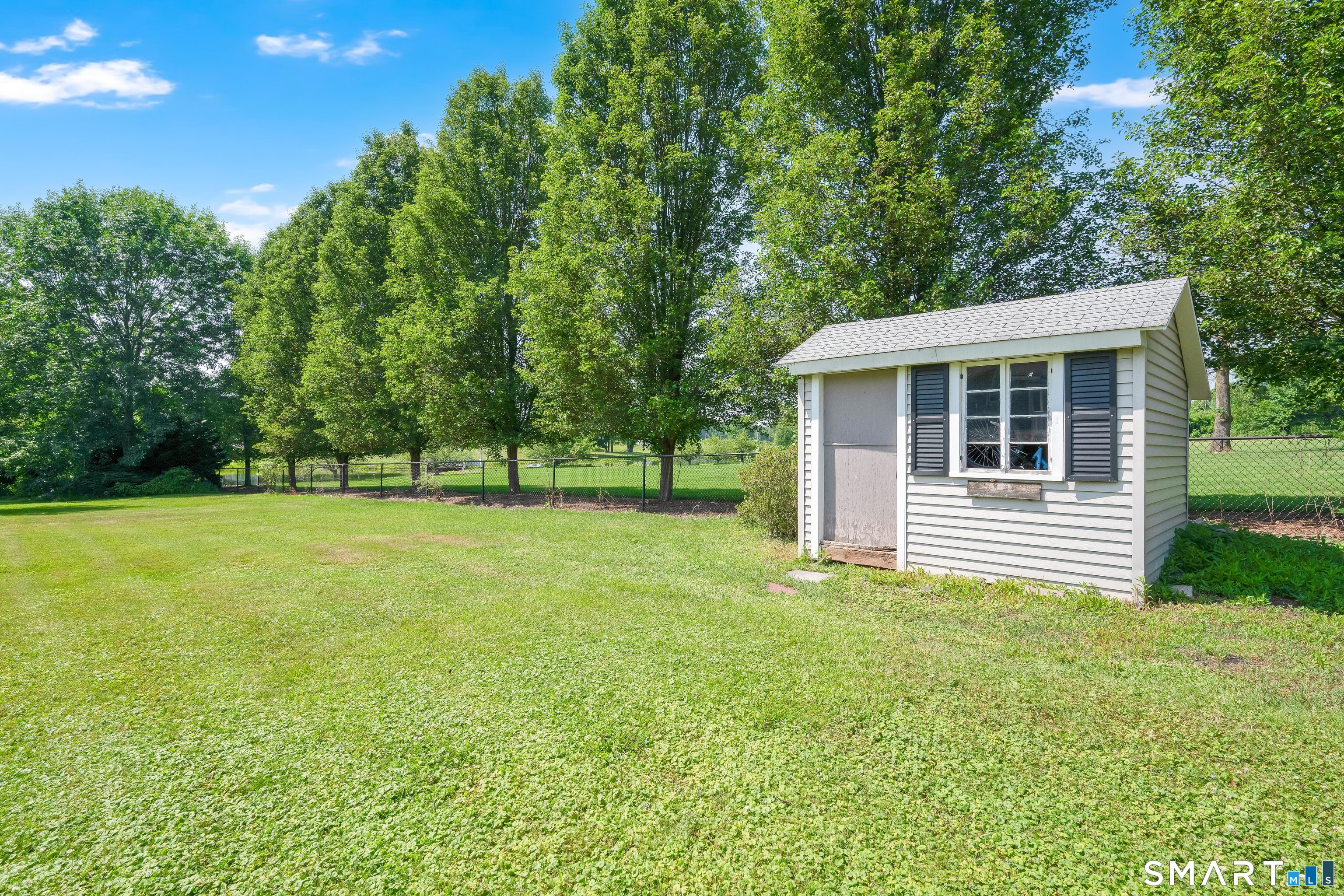 24 Bridge Lane Enfield CT 06082