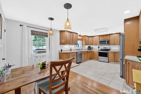 24 Bridge Lane Enfield CT 06082