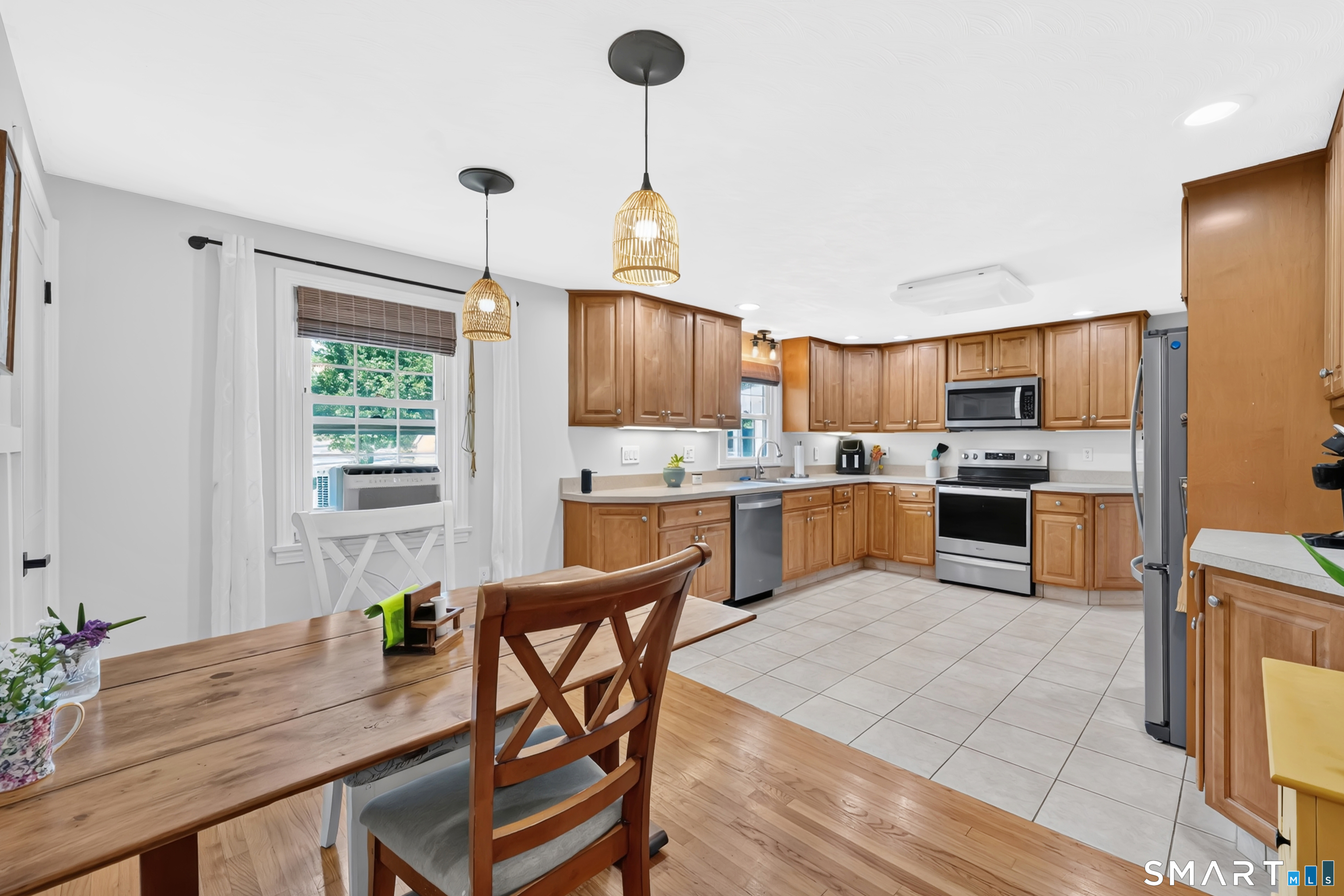 24 Bridge Lane Enfield CT 06082