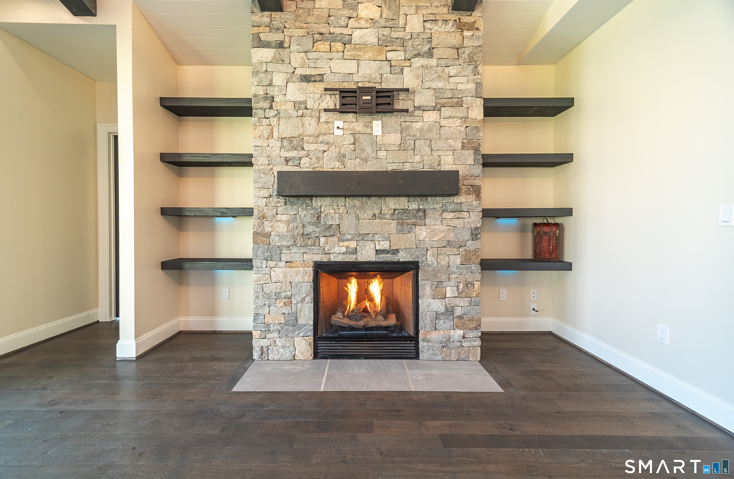 25 Silver Springs Drive Haddam CT 06441