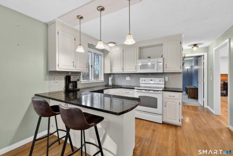31 Woodduck Farms Road Windsor CT 06095