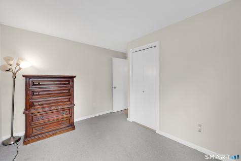 31 Woodduck Farms Road Windsor CT 06095
