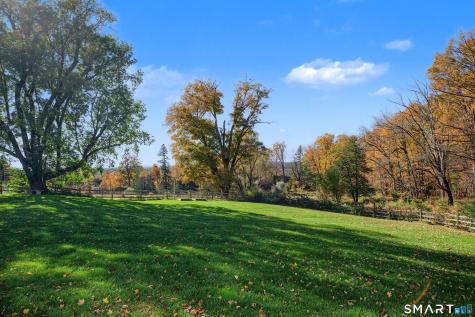 44 Bishop Lane Avon CT 06001