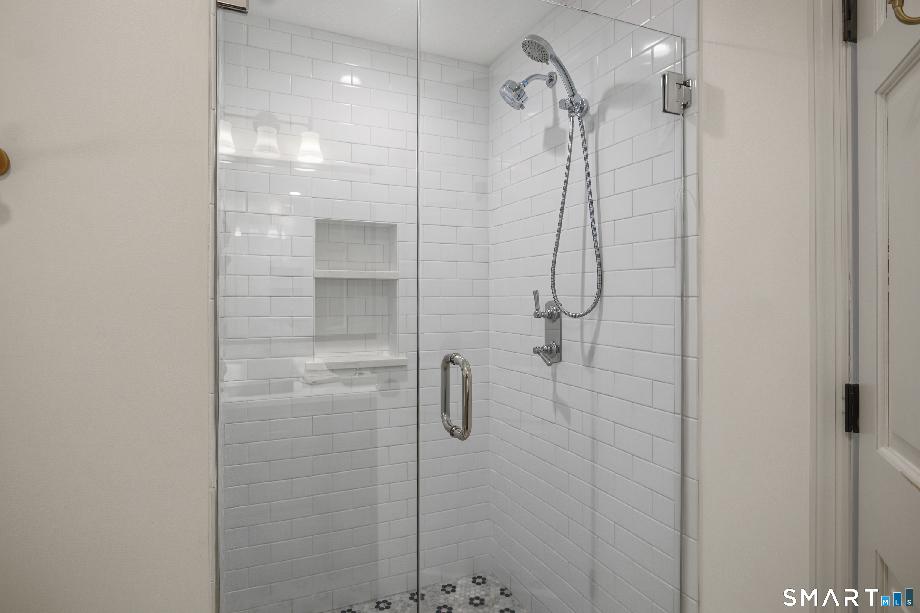 44 Bishop Lane Avon CT 06001