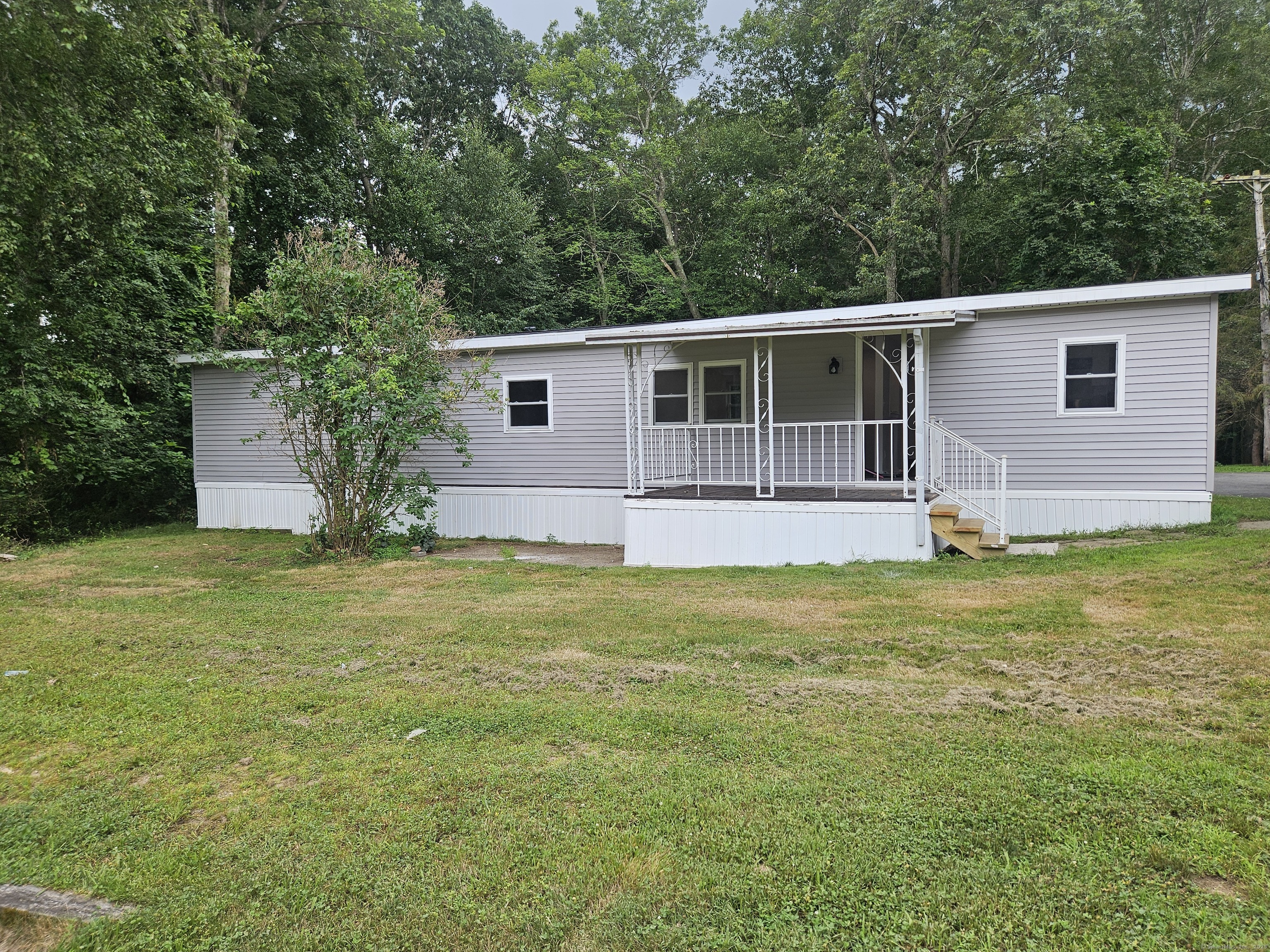 303 Mohegan Park Road Norwich CT 06360