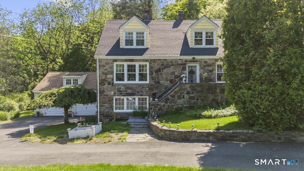 101 Sport Hill Road Easton CT 06612