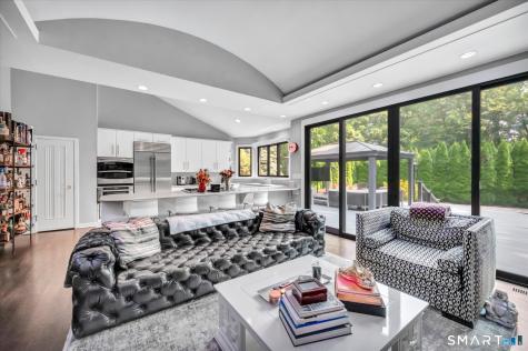 212 Mulberry Point Road Guilford CT 06437
