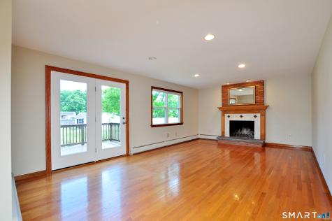 28 Somerset Drive Windsor CT 06095