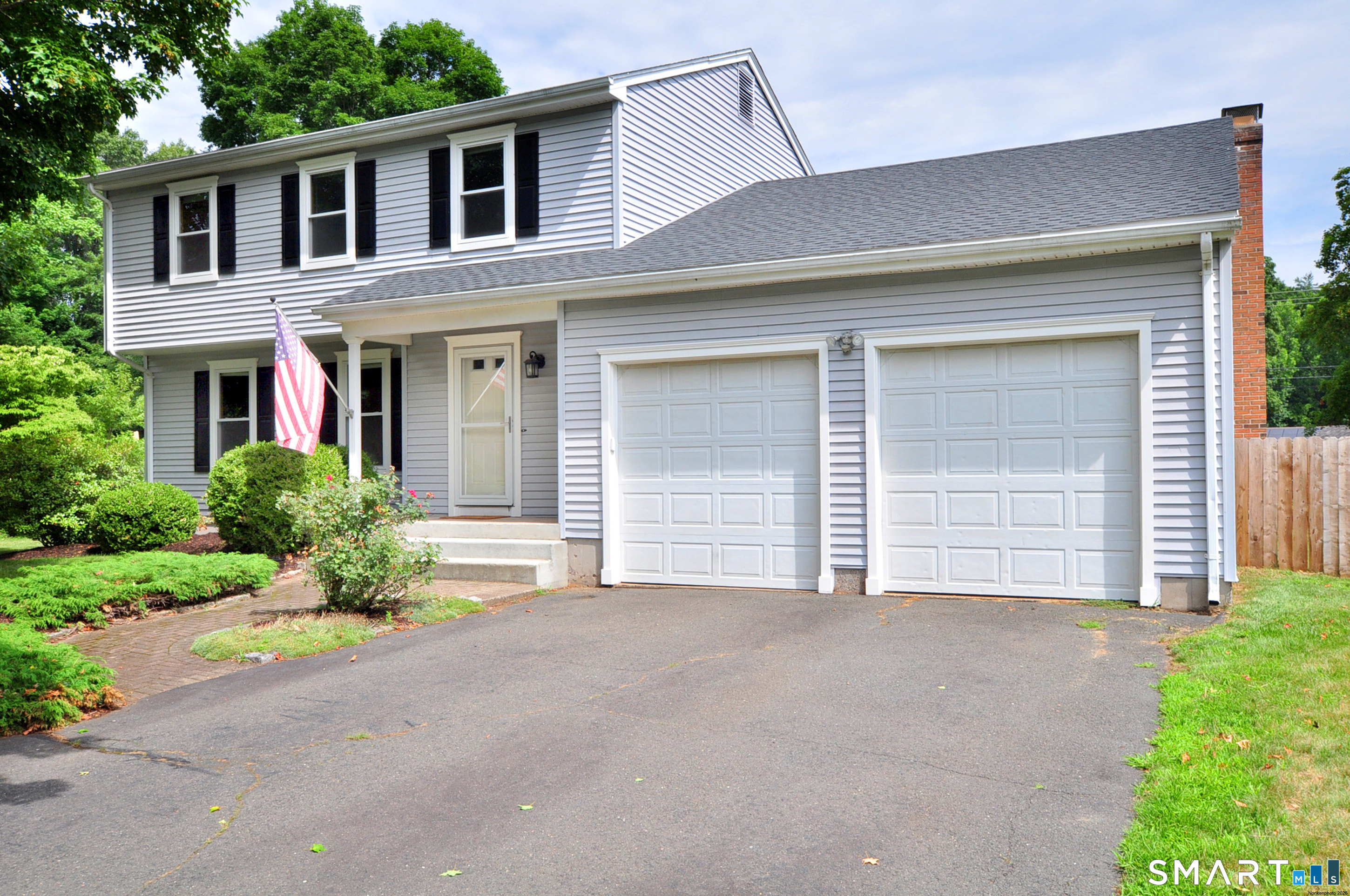 28 Somerset Drive Windsor CT 06095