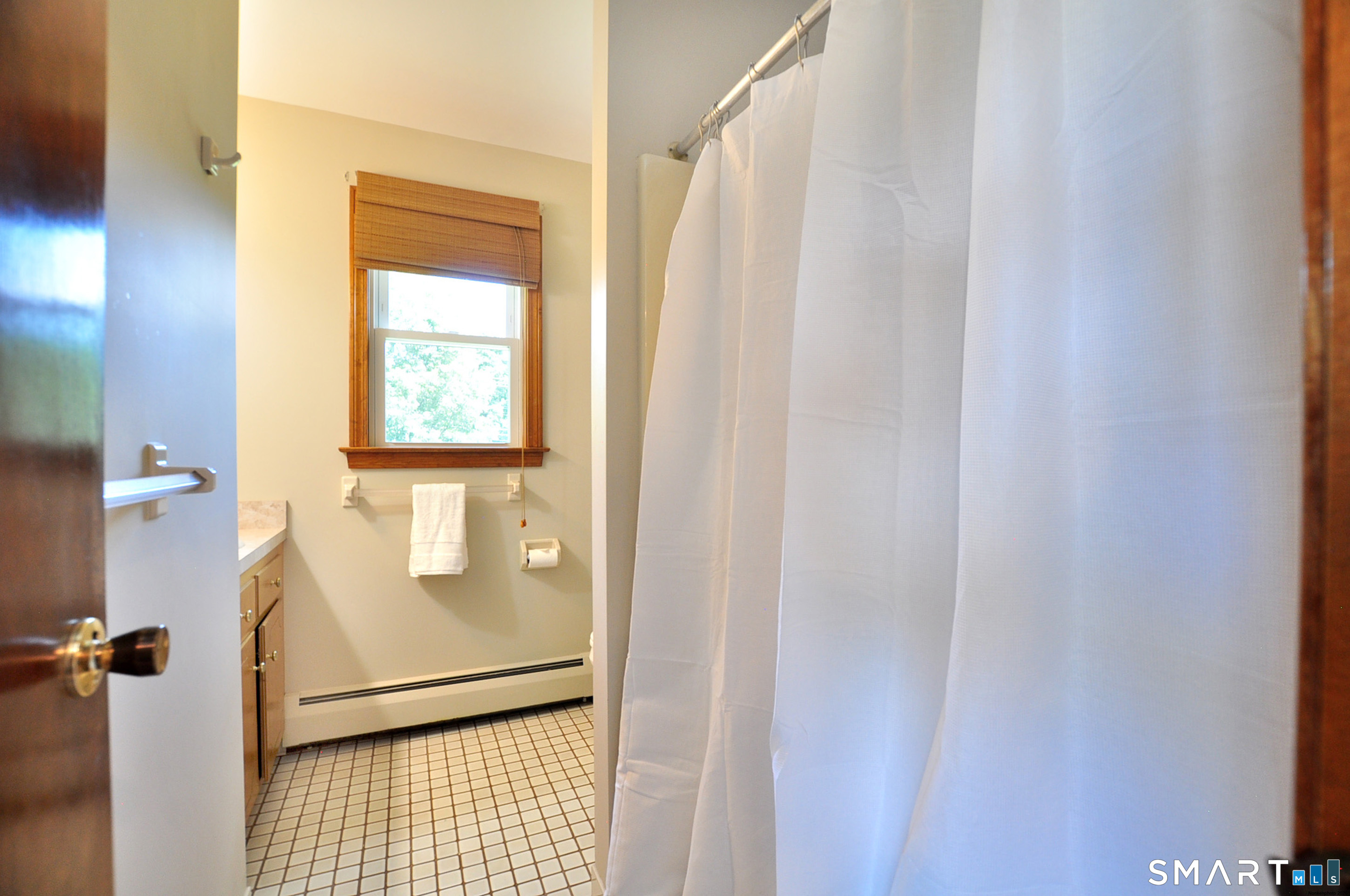 28 Somerset Drive Windsor CT 06095