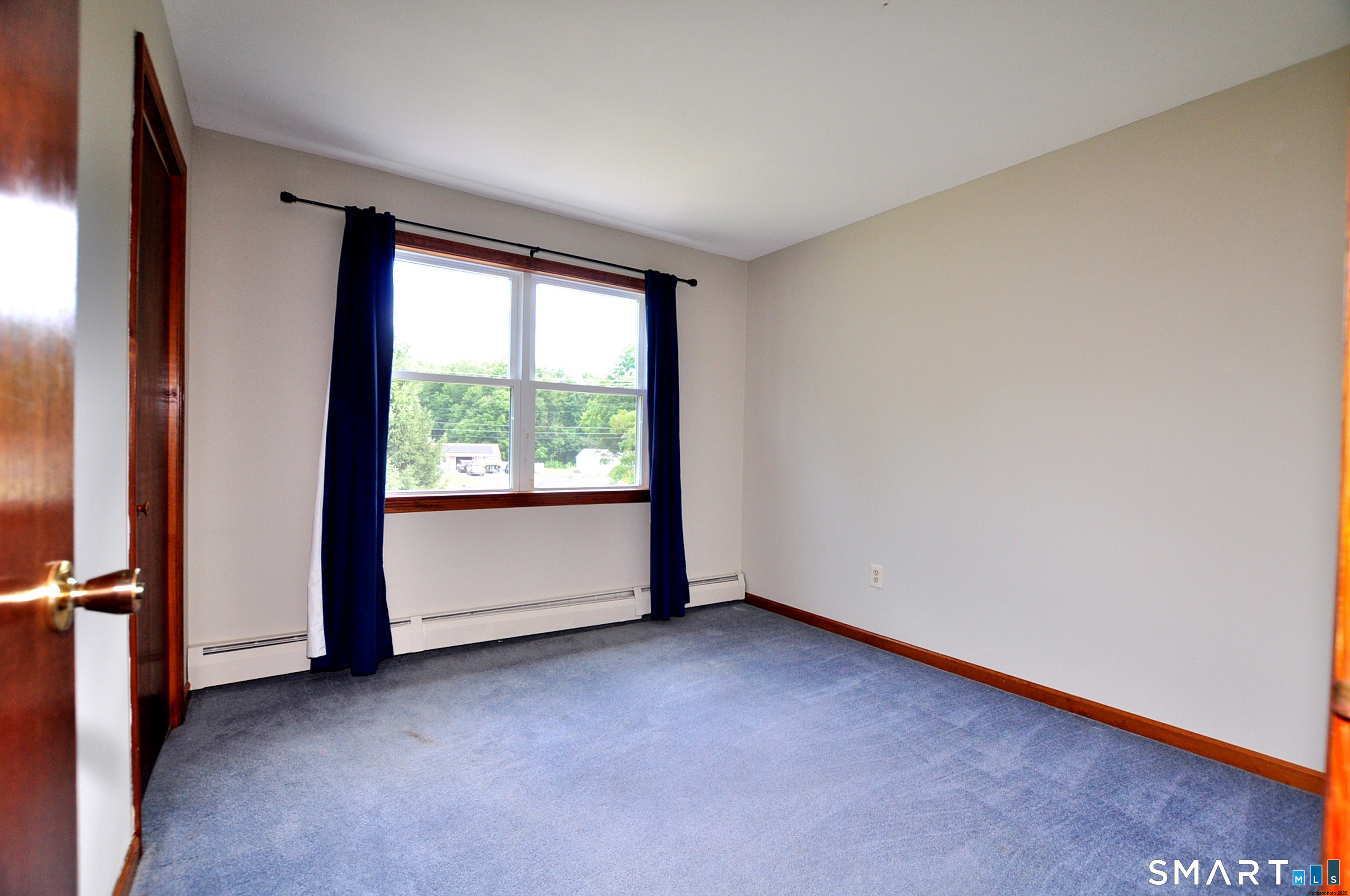 28 Somerset Drive Windsor CT 06095