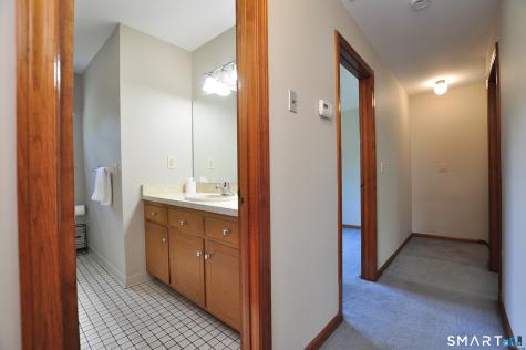 28 Somerset Drive Windsor CT 06095