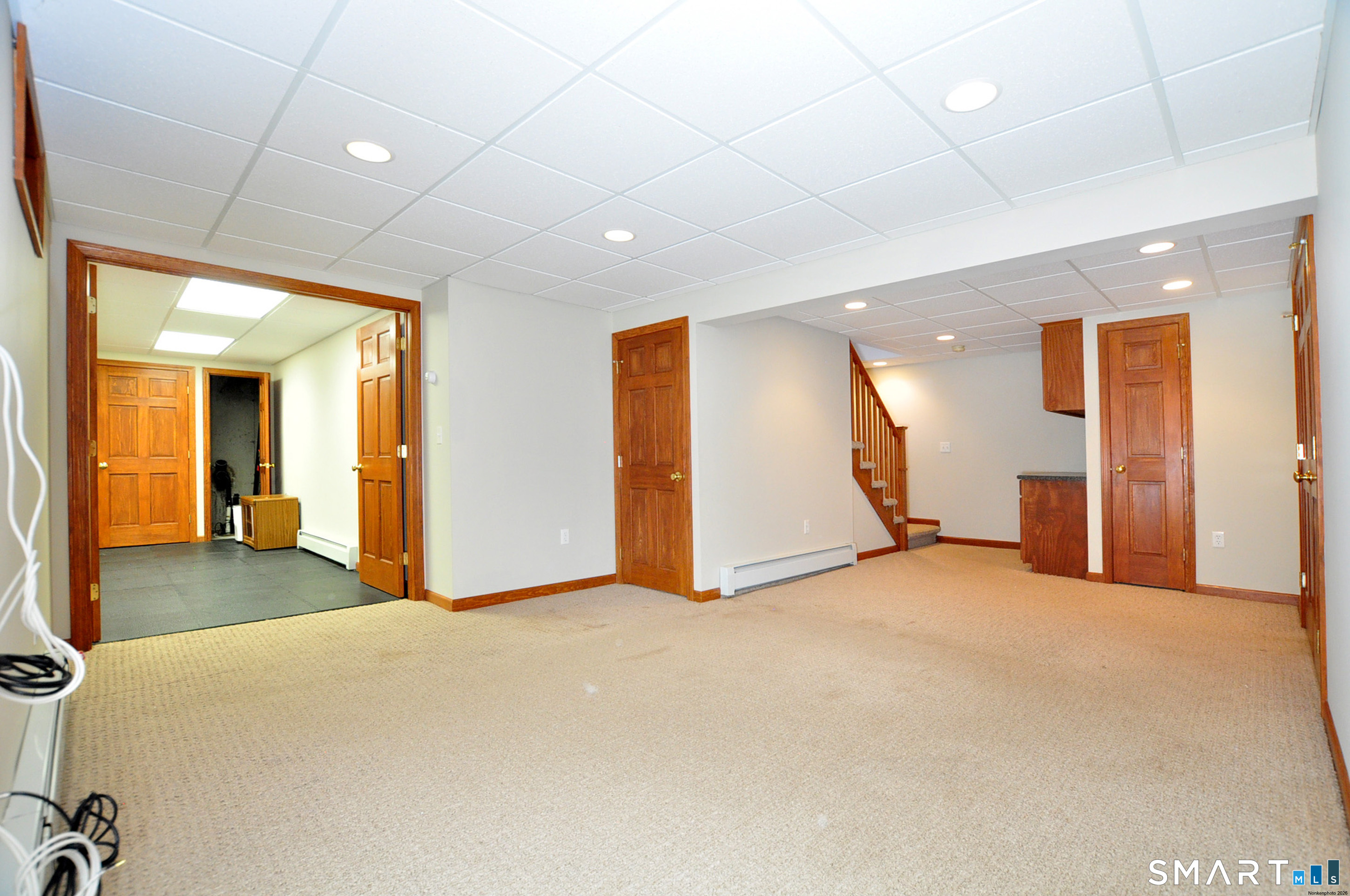 28 Somerset Drive Windsor CT 06095