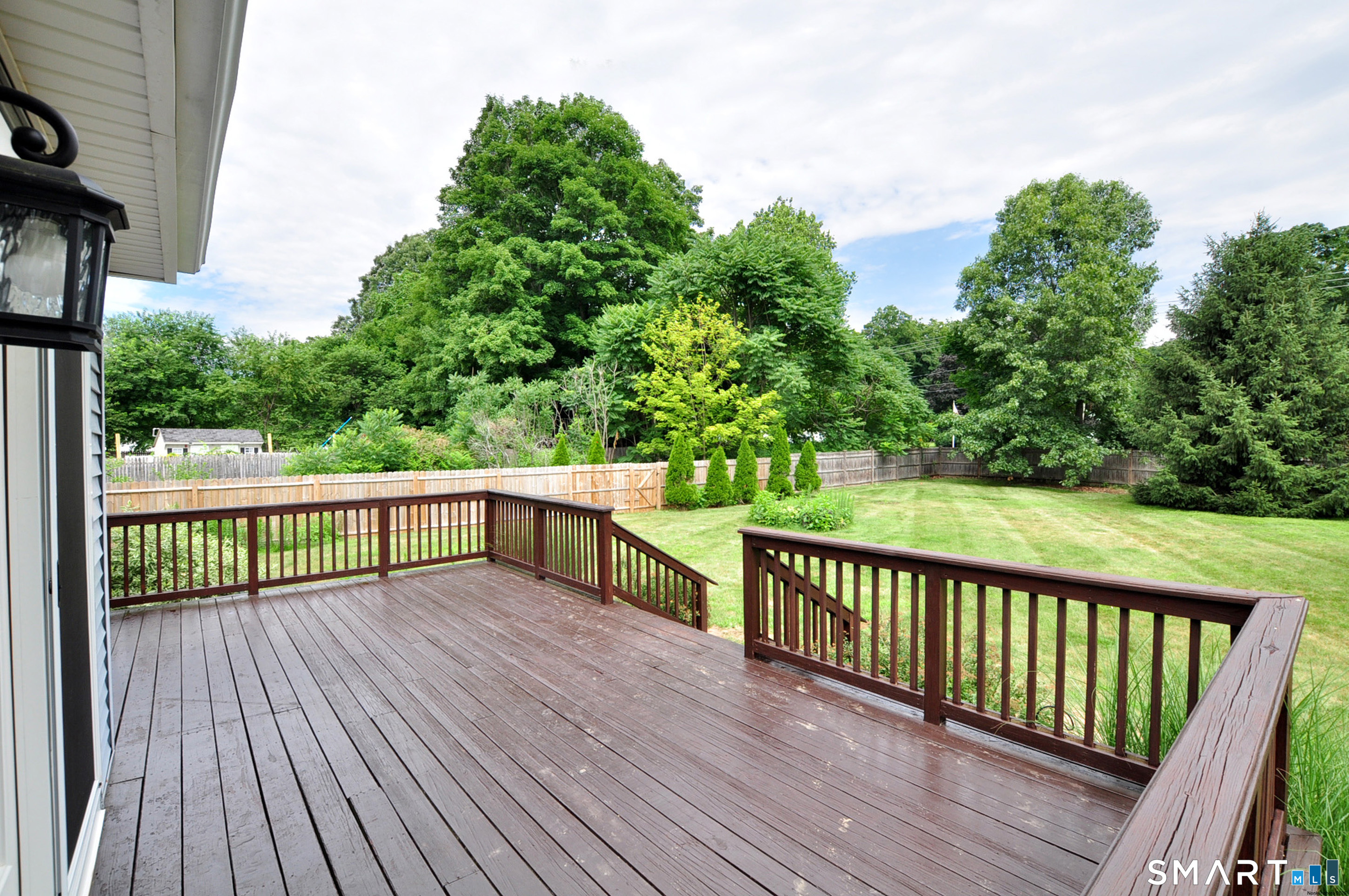 28 Somerset Drive Windsor CT 06095