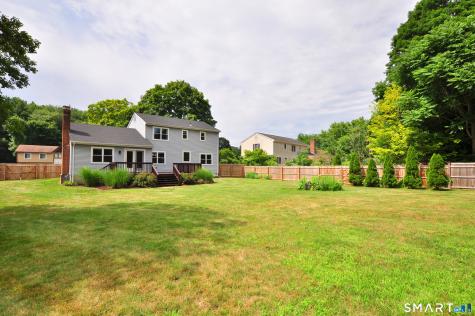 28 Somerset Drive Windsor CT 06095