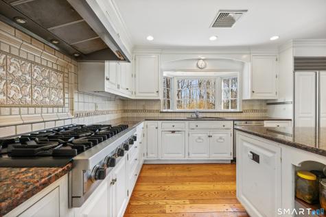 140 Signal Hill Road Wilton CT 06897