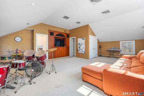 140 Signal Hill Road Wilton CT 06897