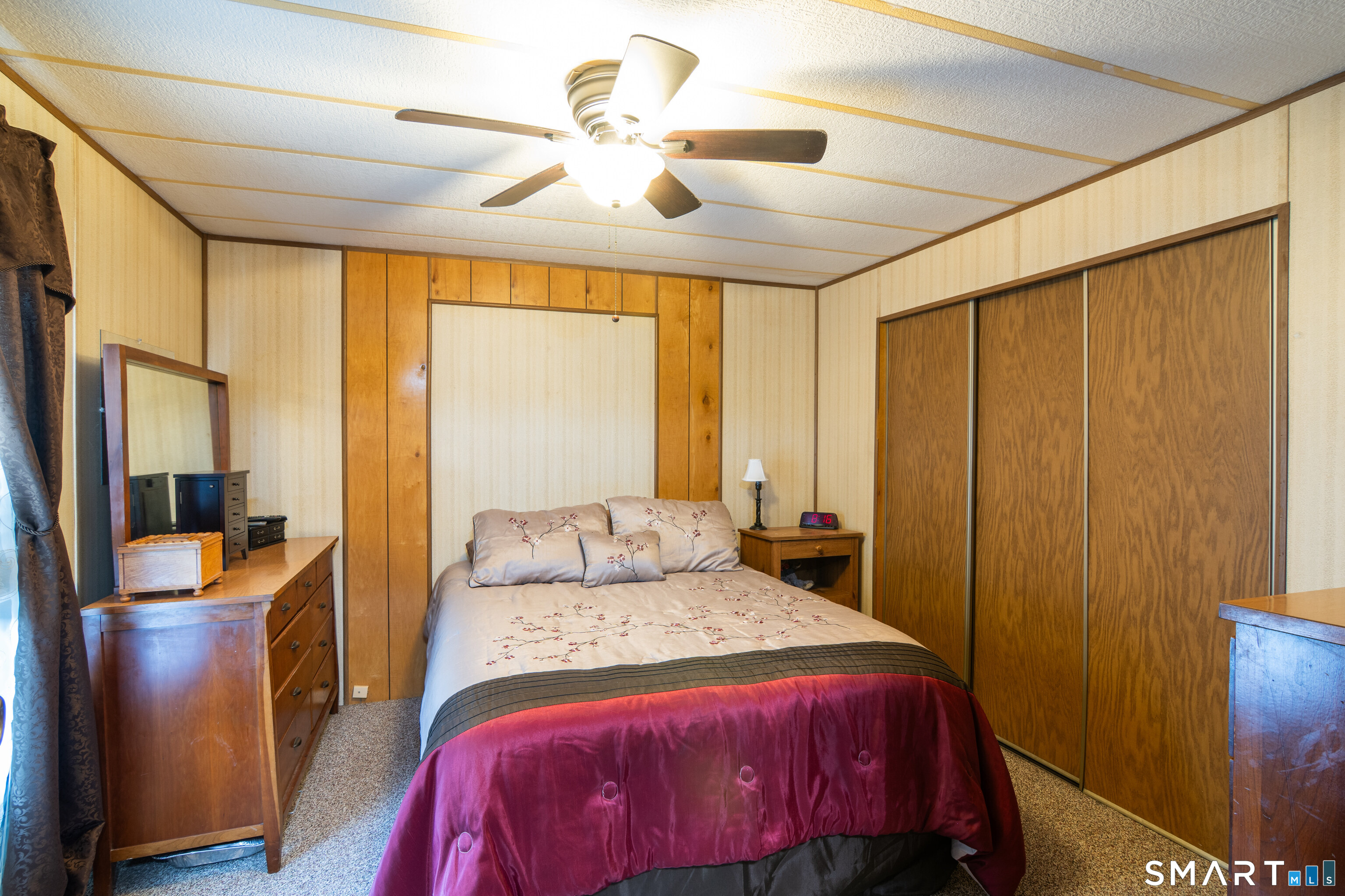 15 Tunnel Hill Court Lisbon CT 06351