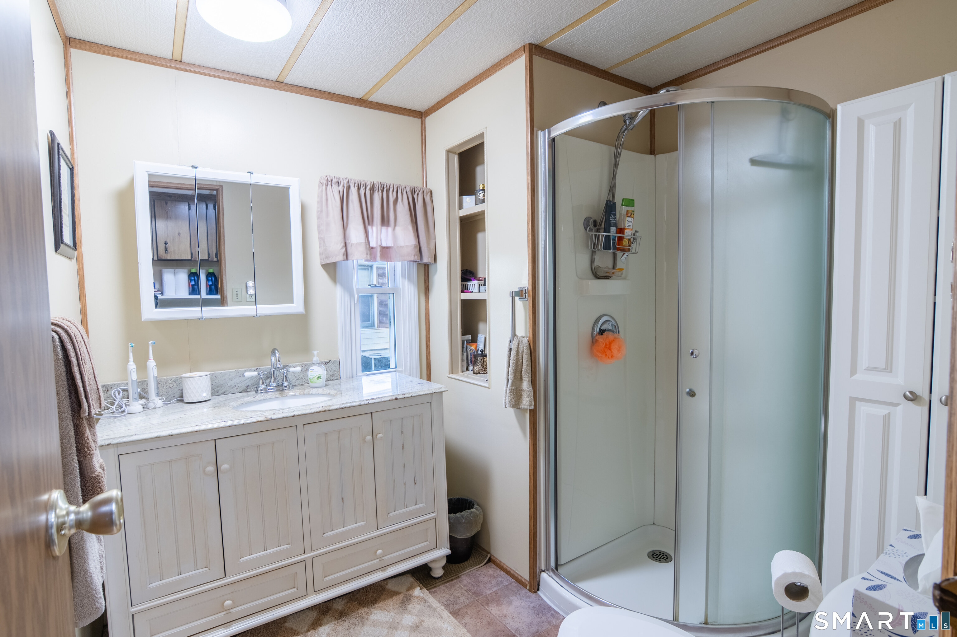 15 Tunnel Hill Court Lisbon CT 06351