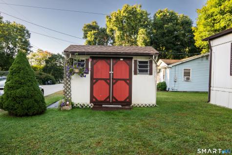 15 Tunnel Hill Court Lisbon CT 06351