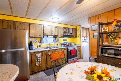15 Tunnel Hill Court Lisbon CT 06351