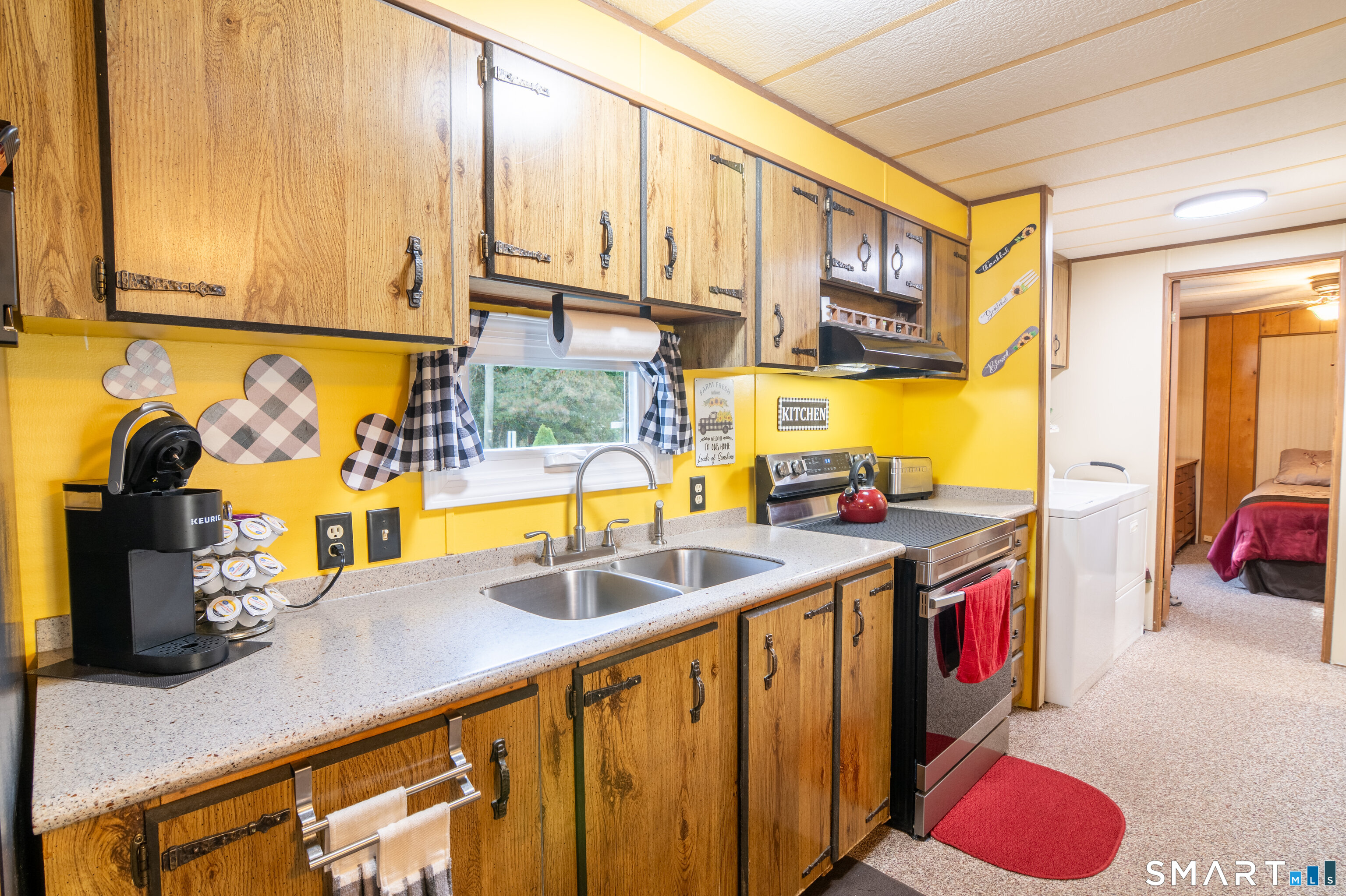 15 Tunnel Hill Court Lisbon CT 06351