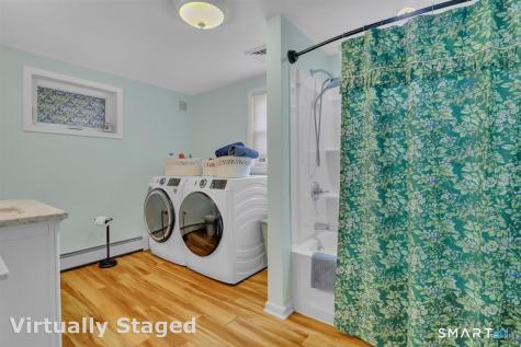 184 Congdon East Street Middletown CT 06457