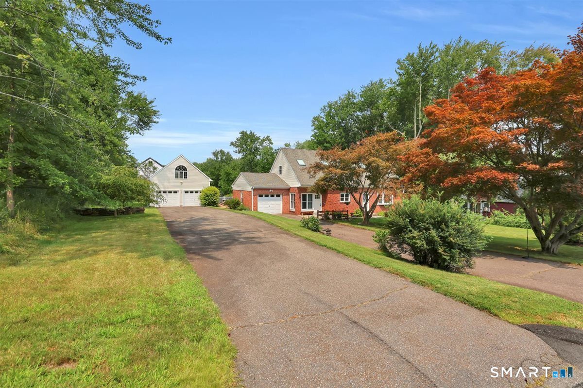 184 Congdon East Street Middletown CT 06457