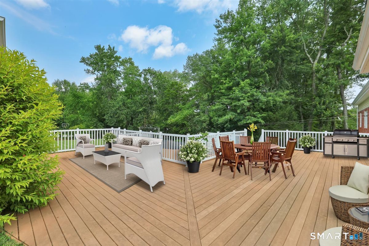 184 Congdon East Street Middletown CT 06457